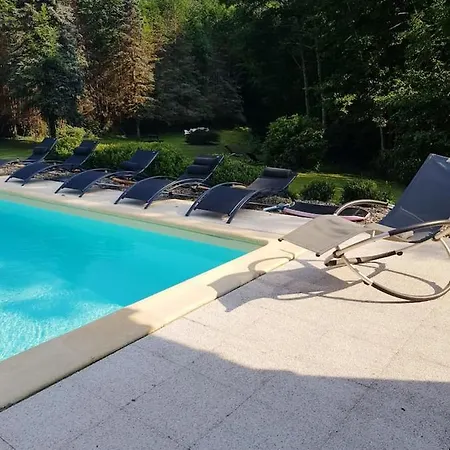 Villa Villa De 4 Chambres A Saint Paul La Roche Avec Piscine Privee Jardin Clos Et Wifi *