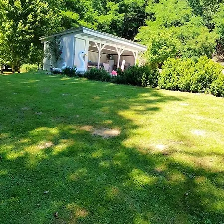Villa De 4 Chambres A Saint Paul La Roche Avec Piscine Privee Jardin Clos Et Wifi * Saint-Paul-la-Roche
